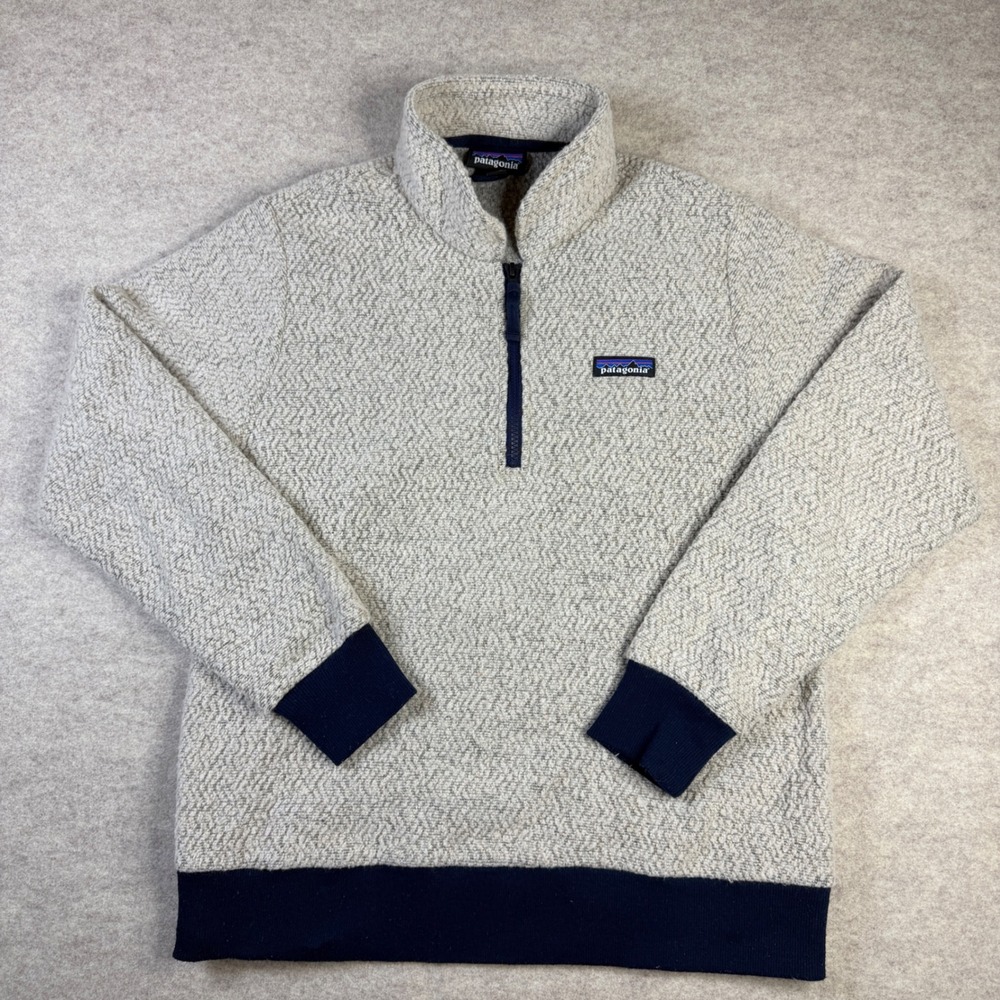 Patagonia Better Sweater 1/4 Zip Fleece Pullover Gray Chevron Knit Womens Large